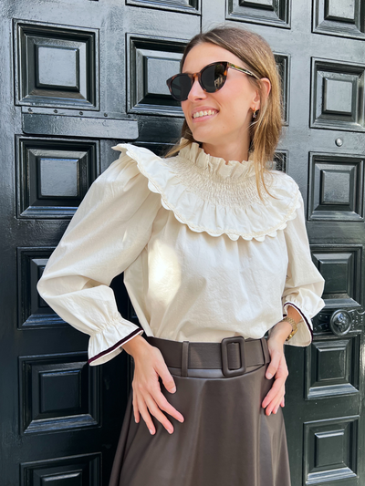 Camisa beige nido de abeja